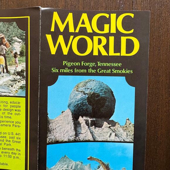 1970's Magic World Pigeon Forge Tennessee Vintage Travel Brochure with Park Map - Picture 8 of 13